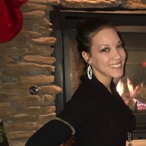 Meet your Posher, Kendra